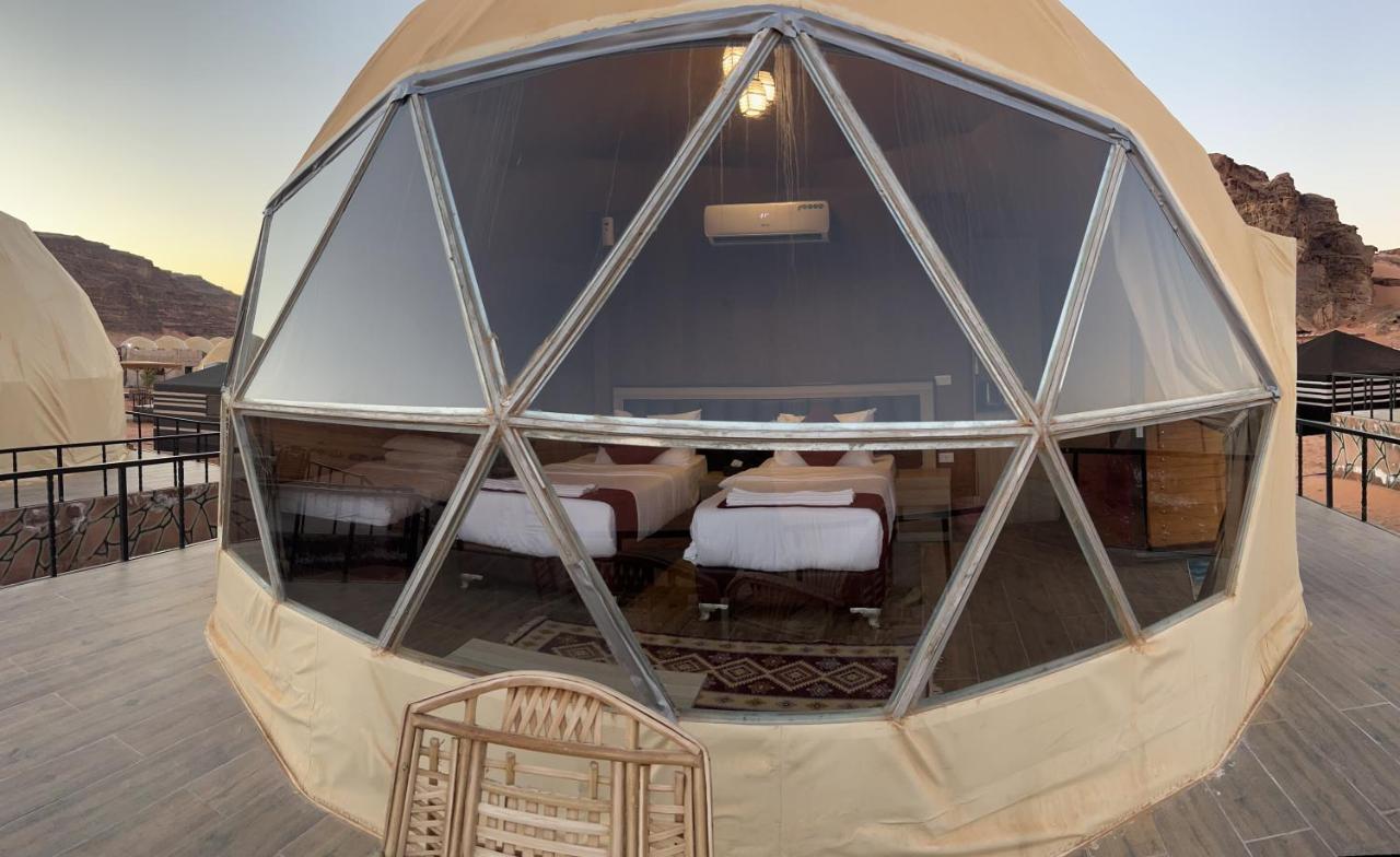Moon Magic Valley Apartment Wadi Rum Bagian luar foto