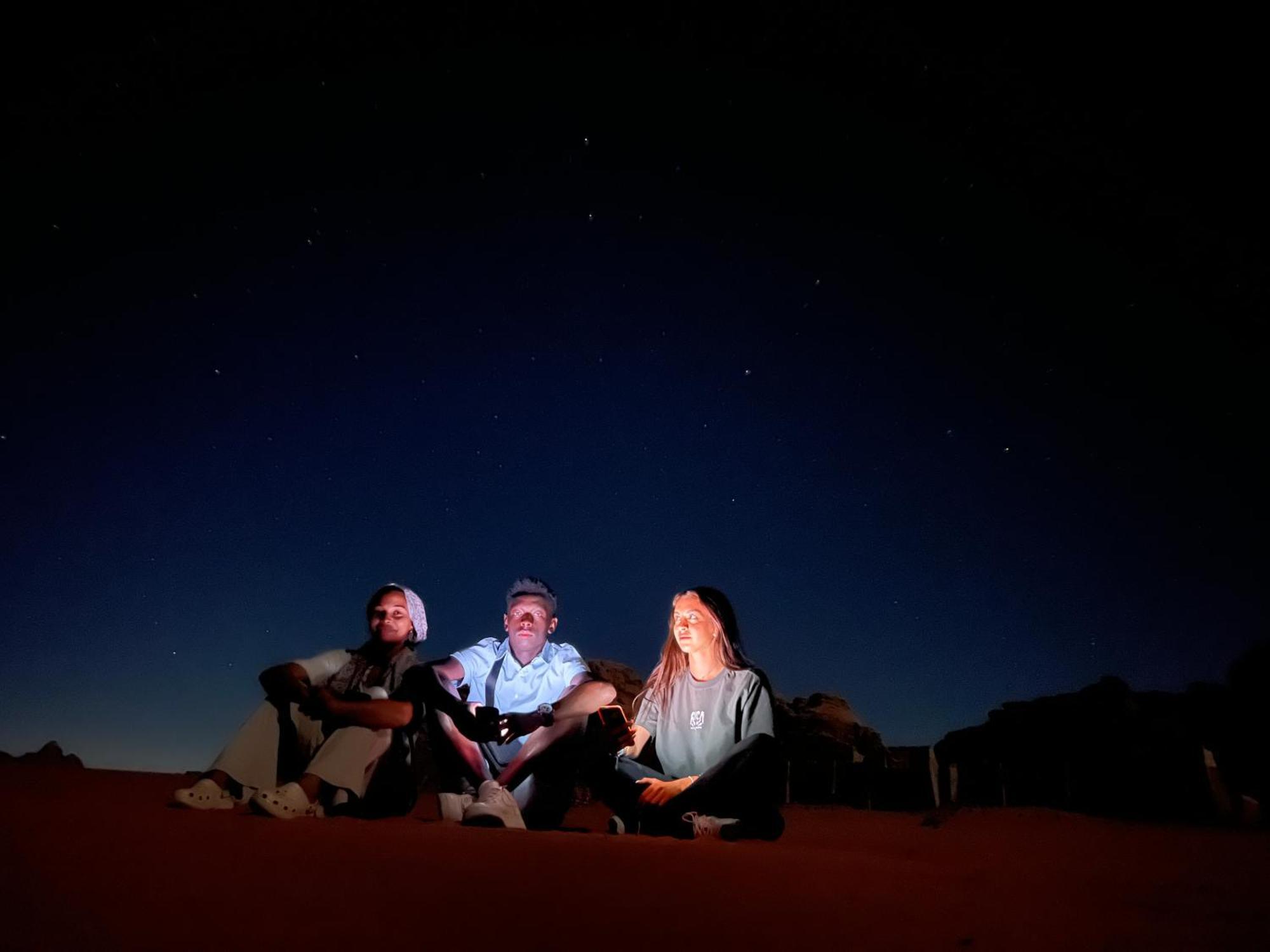Moon Magic Valley Apartment Wadi Rum Bagian luar foto