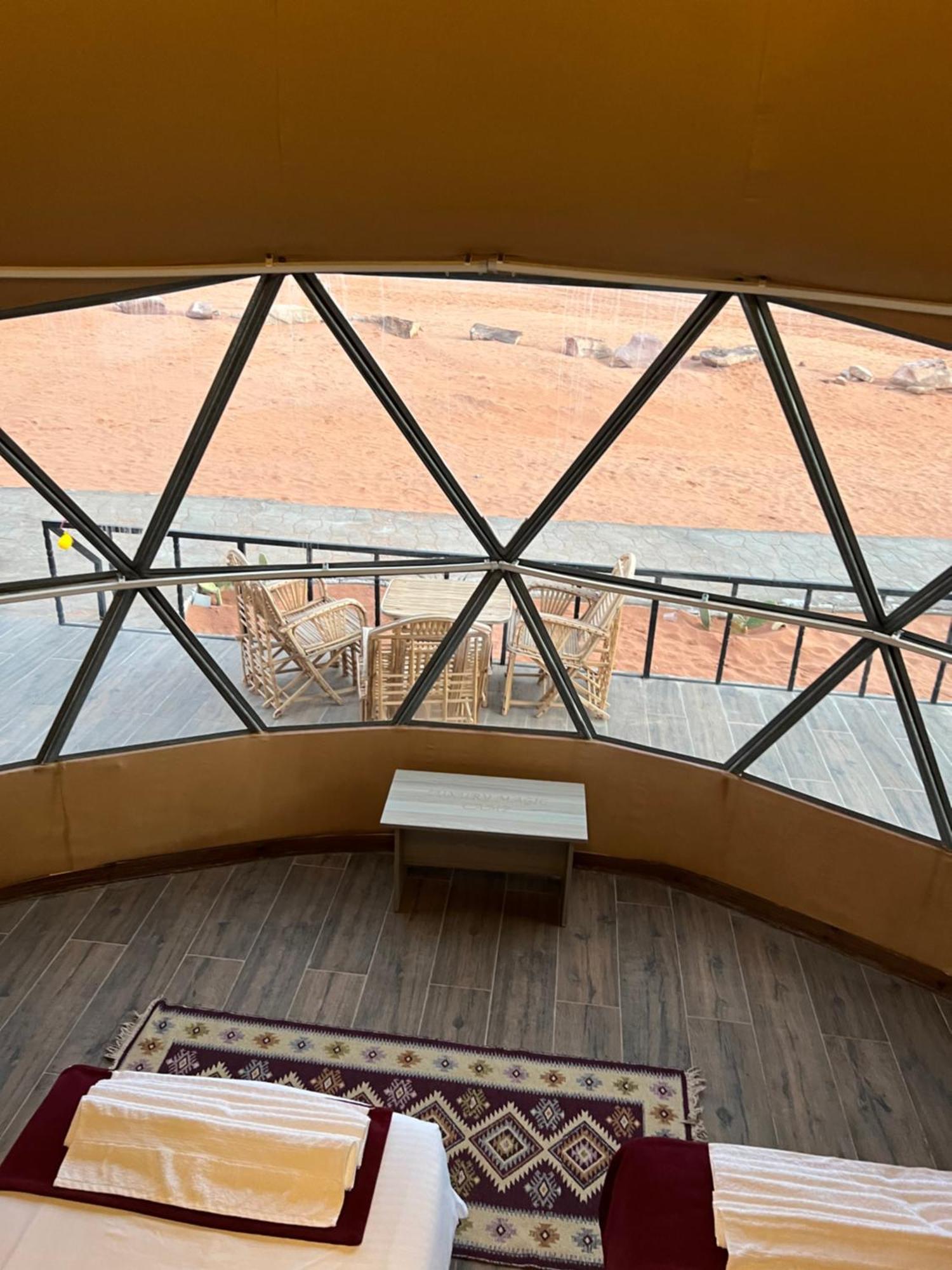 Moon Magic Valley Apartment Wadi Rum Bagian luar foto